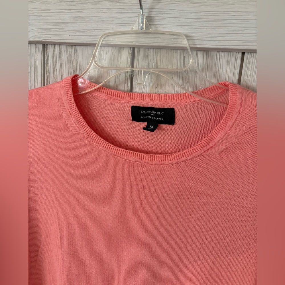 Banana Republic Forever Crew Neck Coral Sweater - Picture 3 of 5